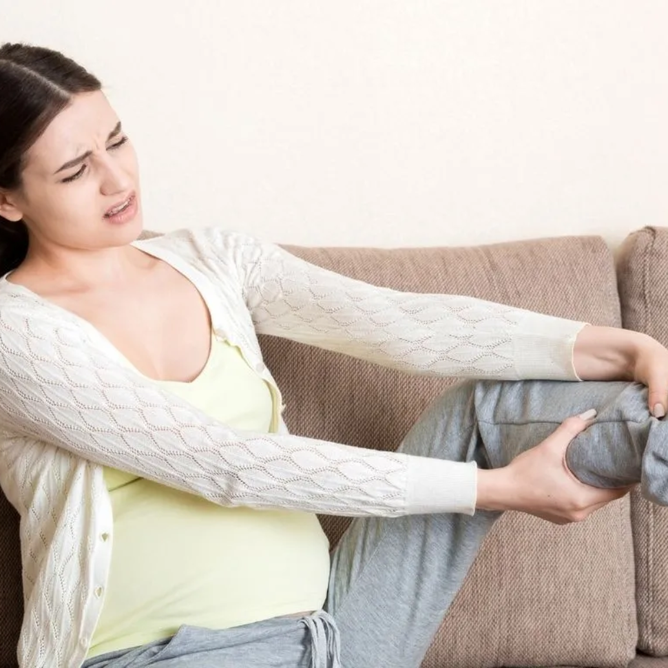 تورم القدمين